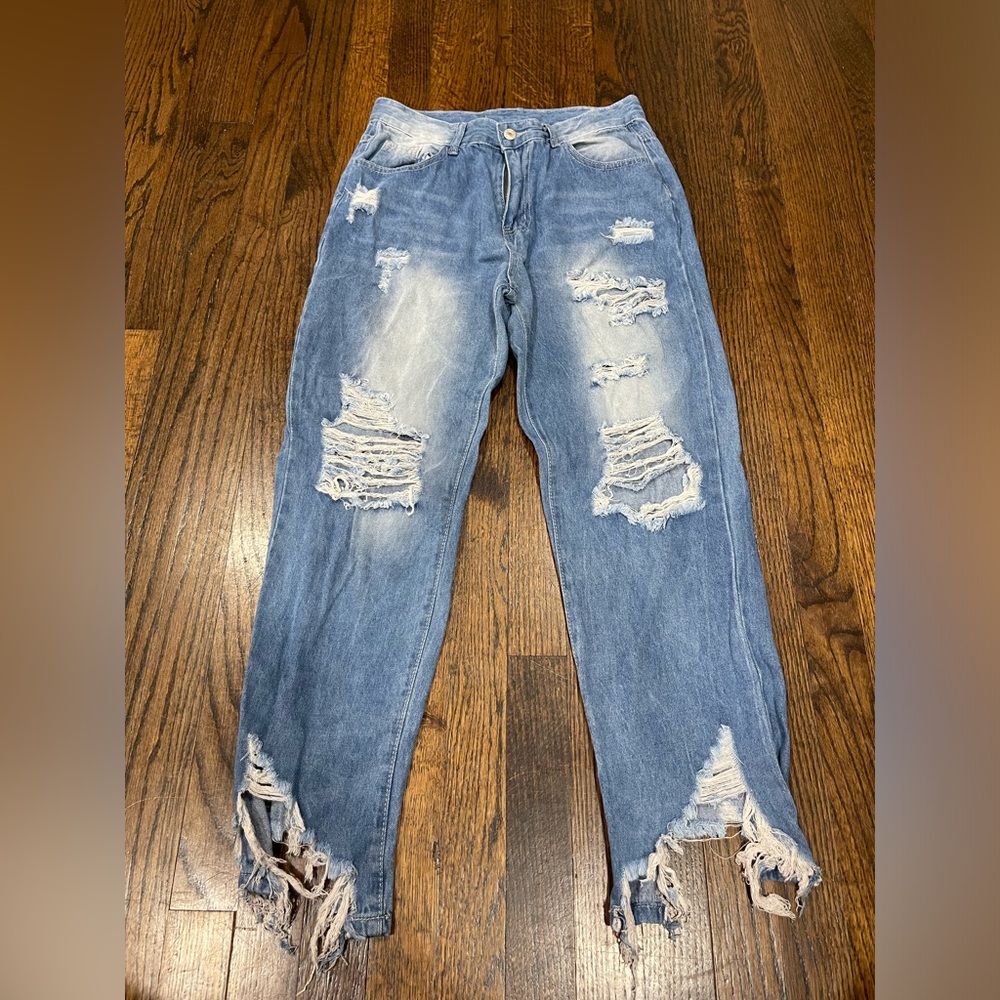 Jessica jeans distressed design size M